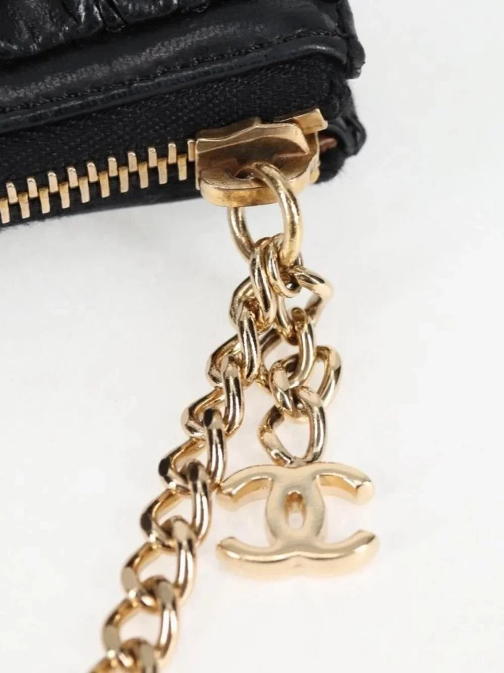 CHANEL Chain Gathered Hand Bag Lamb Skin Black Gold CC Auth yk18016M